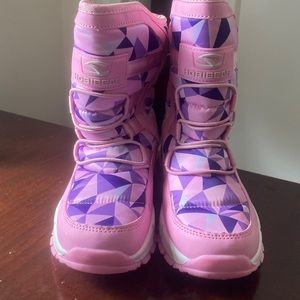 Little girl winter snow boots